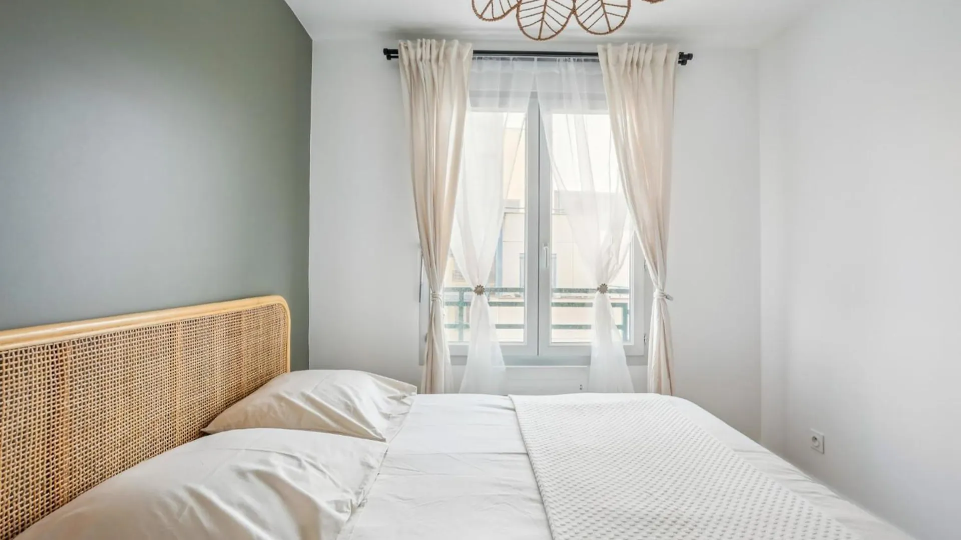 Ferienwohnung Charming 6-Person Pied-A-Terre In Cuire Caluire-et-Cuire Frankreich